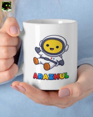 Arazhul Merch: Gamer Astronaut Kaffeebecher kaufen – Dein lustiger Fanartikel im Weltall Design